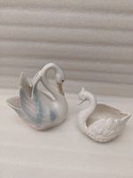 Swans, porcelain / ceramic - 2 pieces - Cygnes - Schwäne