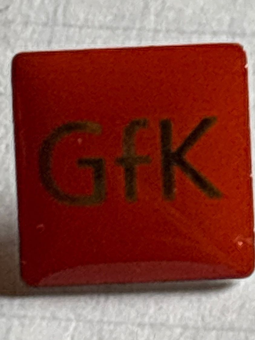 Placchette & Badge: Pins GfK – Usato da Lützelflüh-Goldbach venduto da NicoleL.