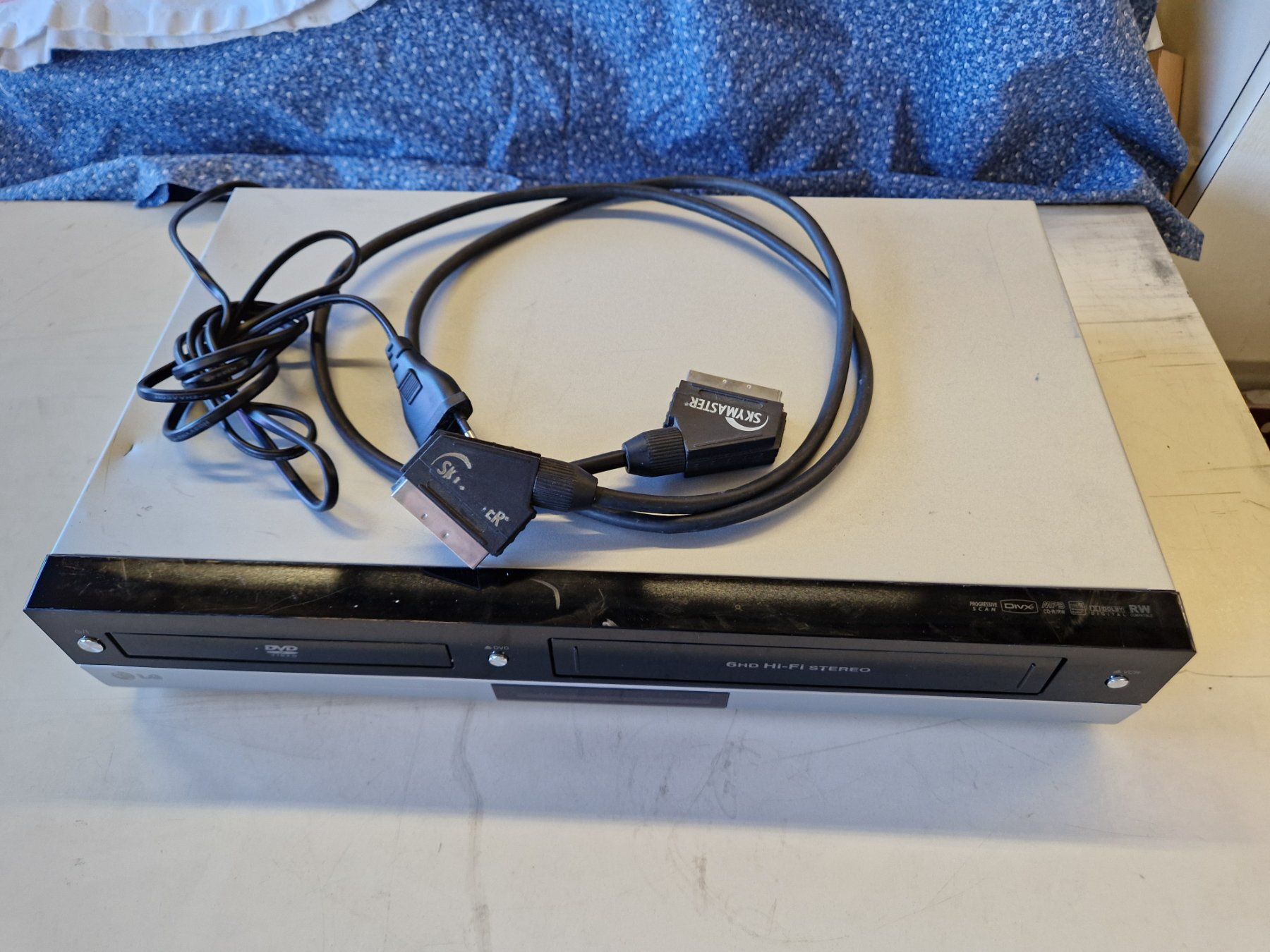 LG Sistemi audio & multimediali: LG V290 DVD Recorder / VHS Player – Usato da Wädenswil venduto da tome70 3
