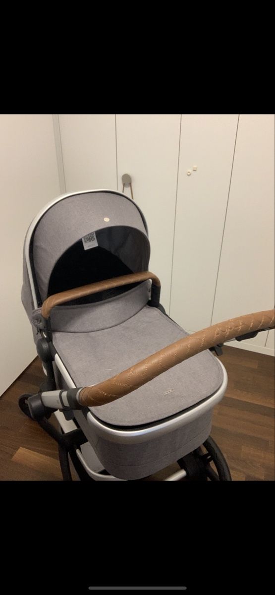 Joolz Carrozzine: Kinderwagen Joolz grau – Usato da Dietikon venduto da flu_y68z