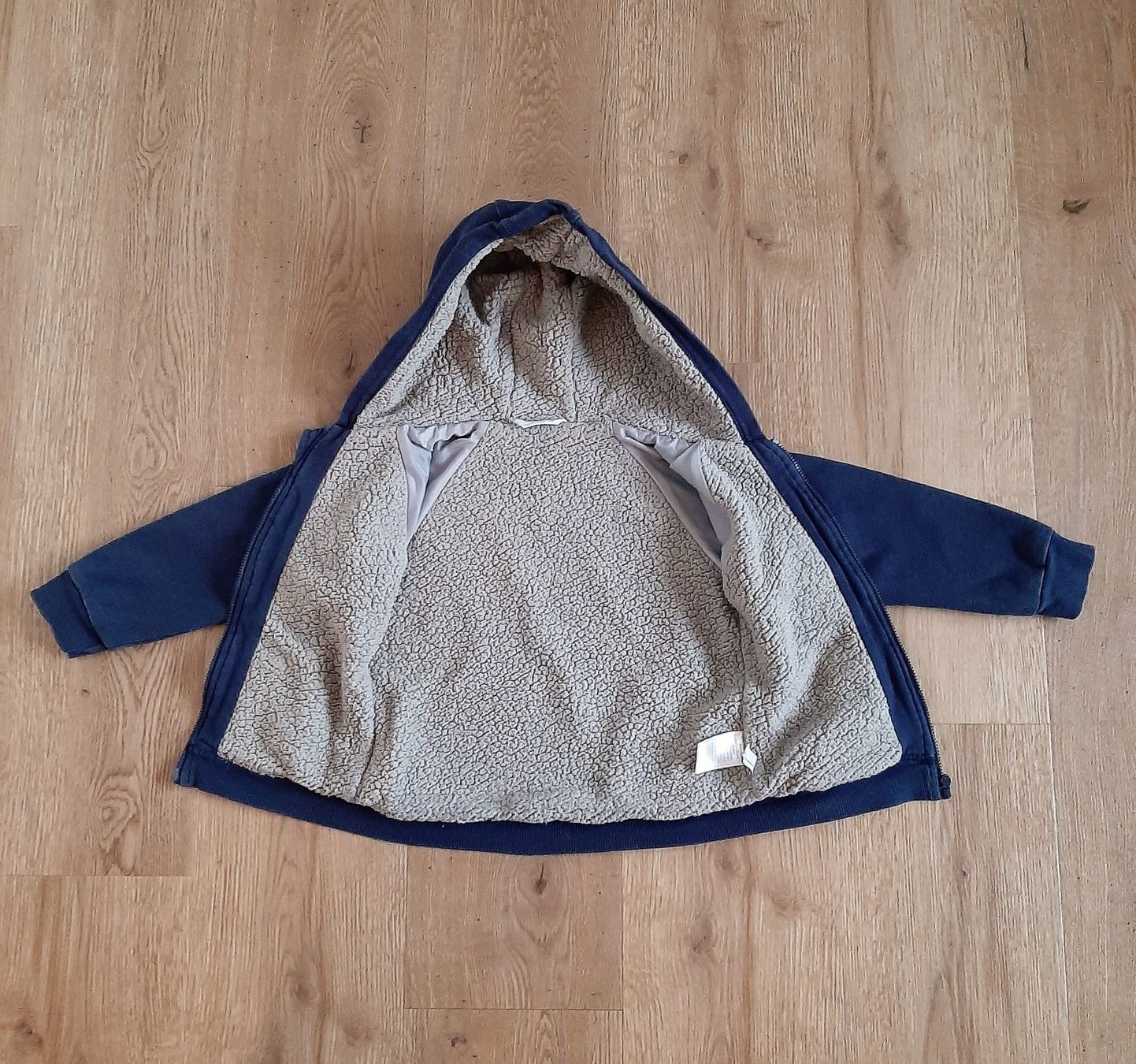 Giacche & Cappotti: Schöne Sweatjacke blau Gr. 98 – Usato da Bütschwil venduto da enzian008 3