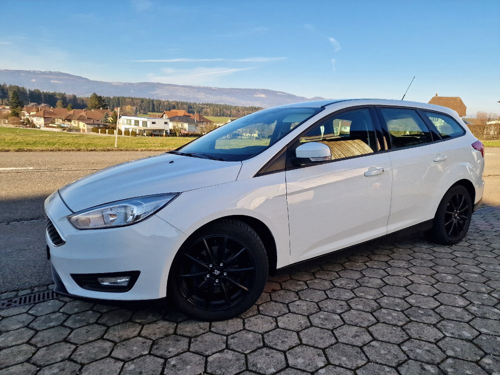 Ford Focus 1.5TDCI Powershift Business