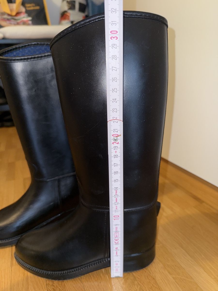 Schuhe für Jungen: Gummistiefel Black Forest Gr 30 – Gebraucht aus Adligenswil von Phoenix2017 7