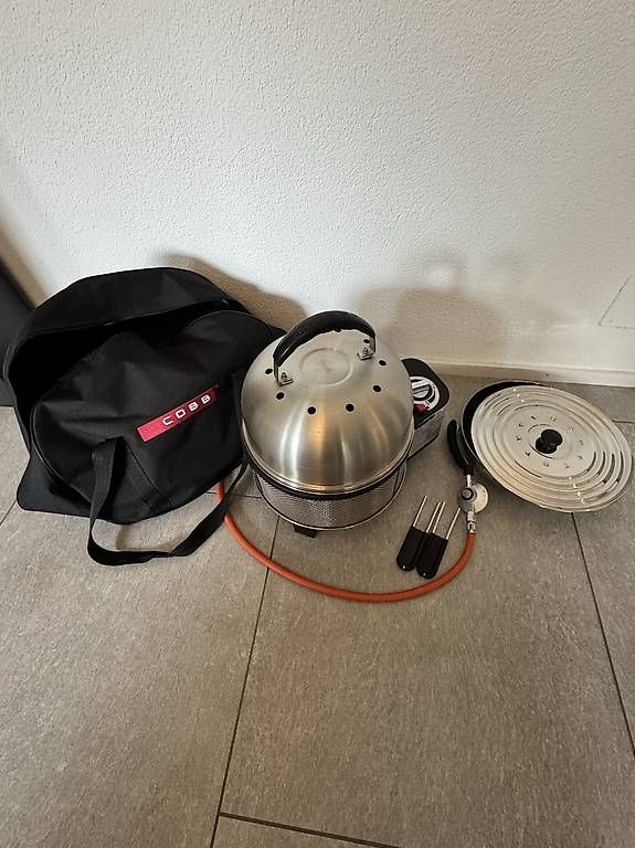 Griglie: COBB Gasgrill  – Usato da Adligenswil venduto da akro85