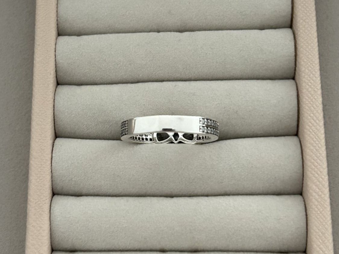 Pandora Anelli: Original Pandora Funkelnde Schleife Doppelreihiger Ring – Usato da Rheinfelden venduto da Boutique_Luxe 2