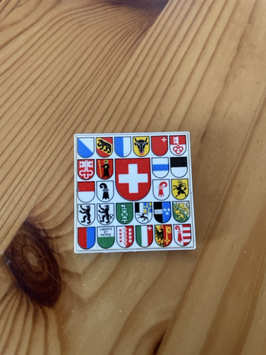 Spille & Fermagli: Kantonswappen Anstecknadel 1980 – Usato da Ennetbühl venduto da Anna.K.