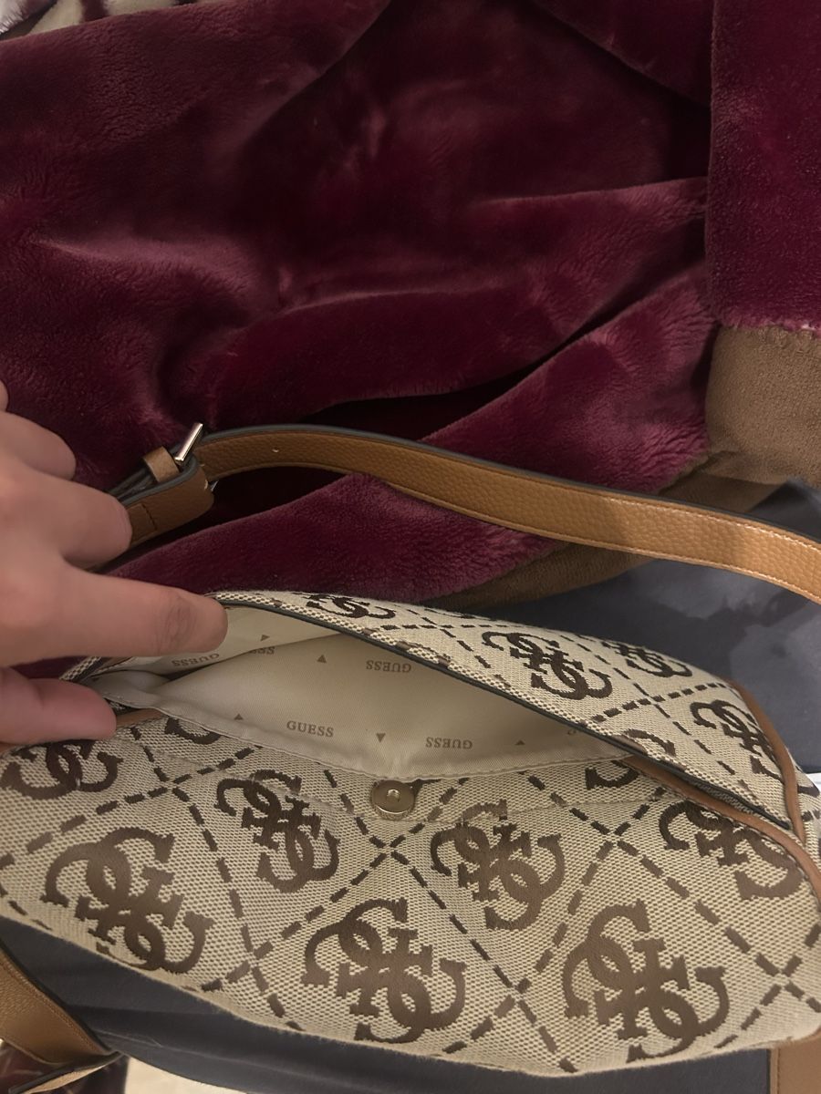 Guess Borse da donna: Borsa Guess – Nuovo e nell'imballaggio originale da Arzo venduto da mar_6rdb 5