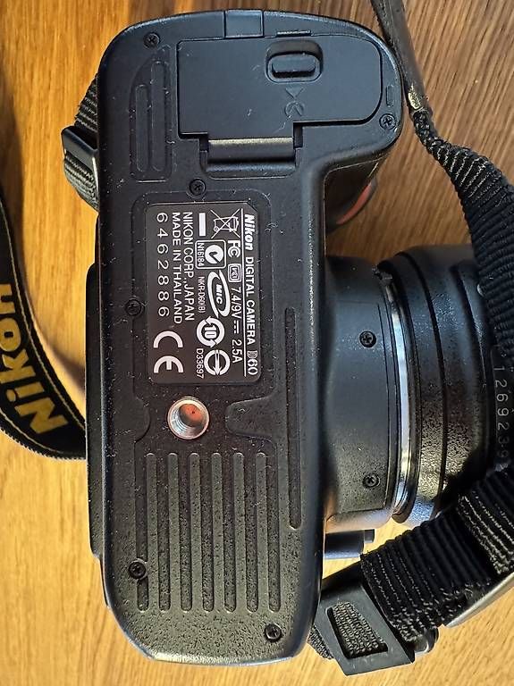 Nikon Fotocamera: Nikon D60 DSLR Spiegelreflexkamera mit Objektiv – Usato da Aetingen venduto da audrey_cosmopolitan 2