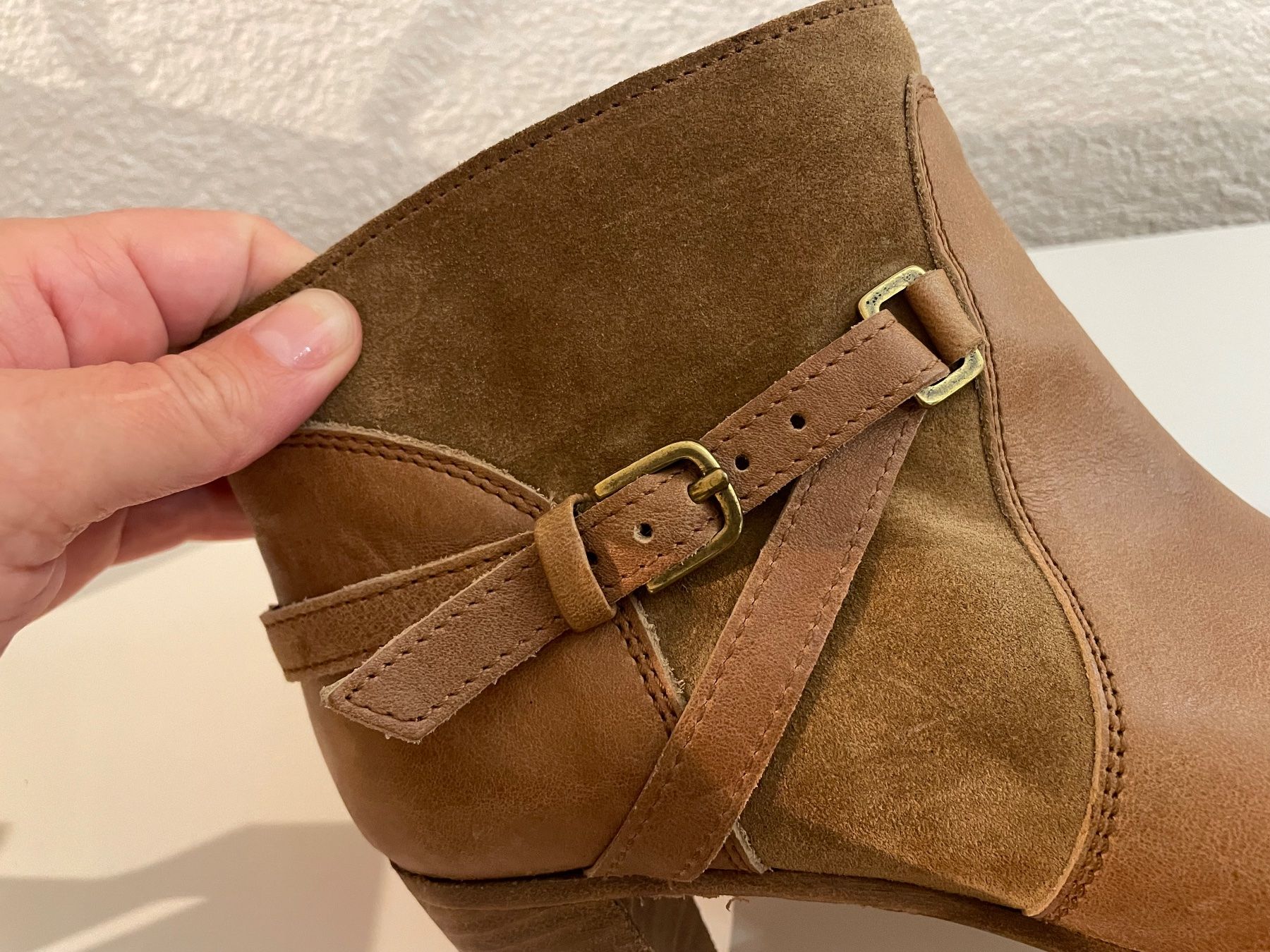 Scarpe da donna: Schuhe – Usato da Seon venduto da neurolenz 1