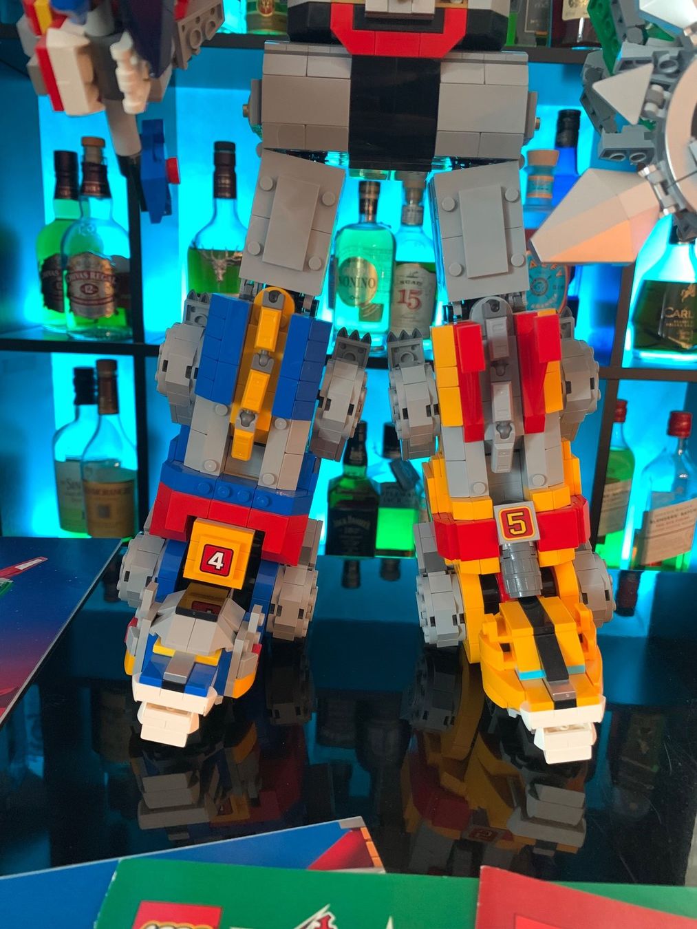 Lego Kit di costruzioni: LEGO Ideas VOLTRON (21311) rare set – Usato da Höri venduto da bin_y7dk 5