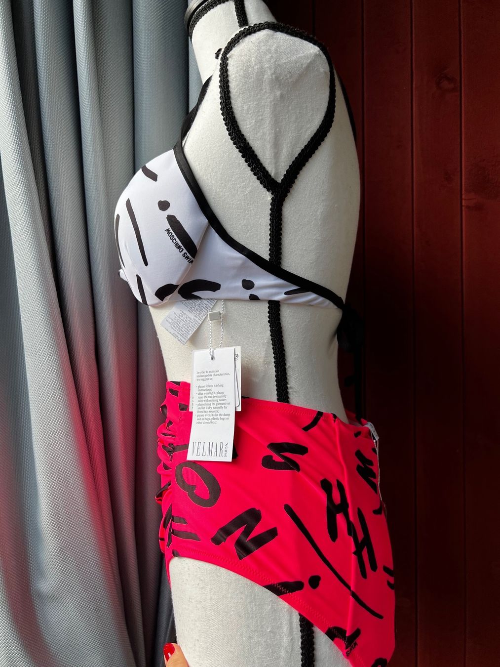 Moschino Badekleider & Bikinis: Neue Badeanzug Moschino M/S – Neu und originalverpackt aus Riehen von edu_92w7 8