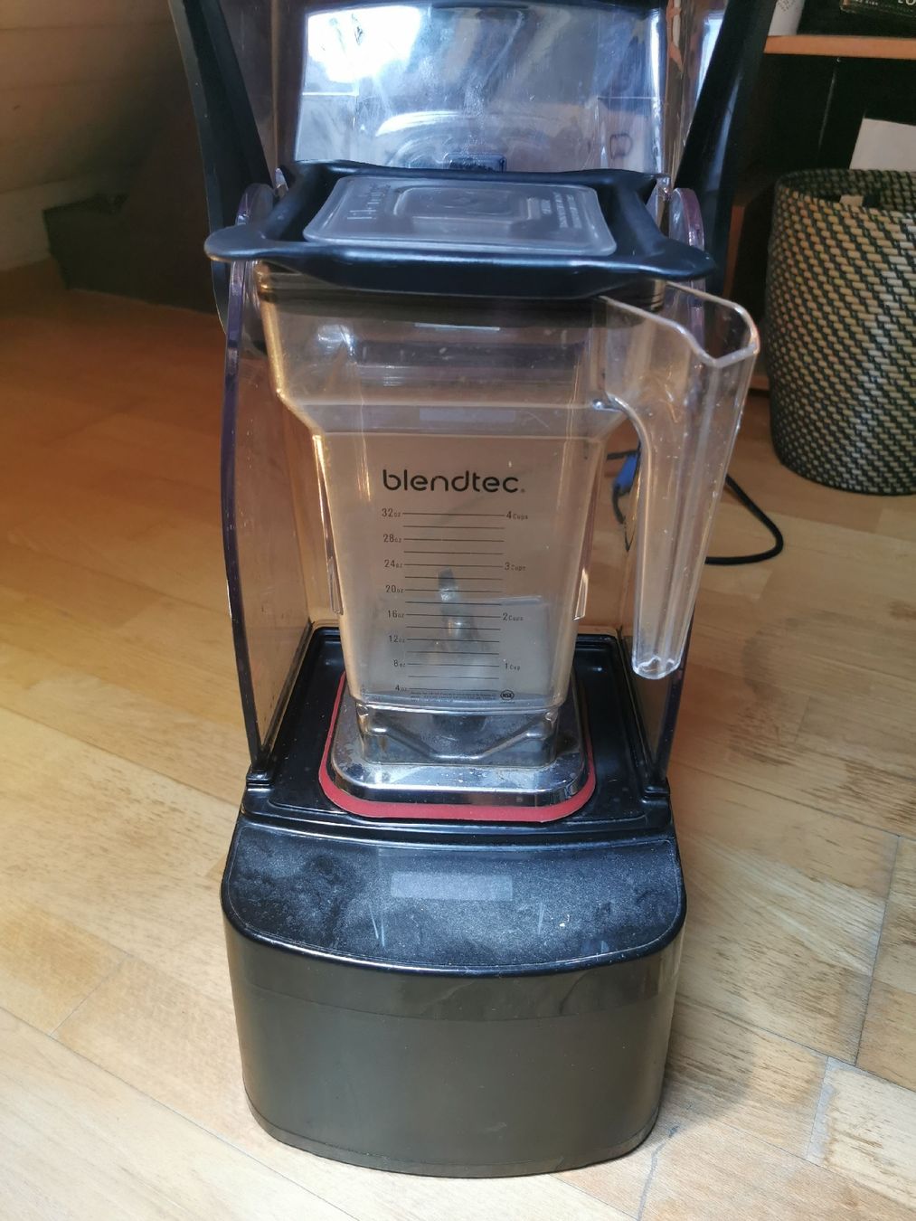 Blendtec Küchengeräte: Blendtec Stealth 875 Blender - Used Condition – Gebraucht aus Zürich von John.Gman