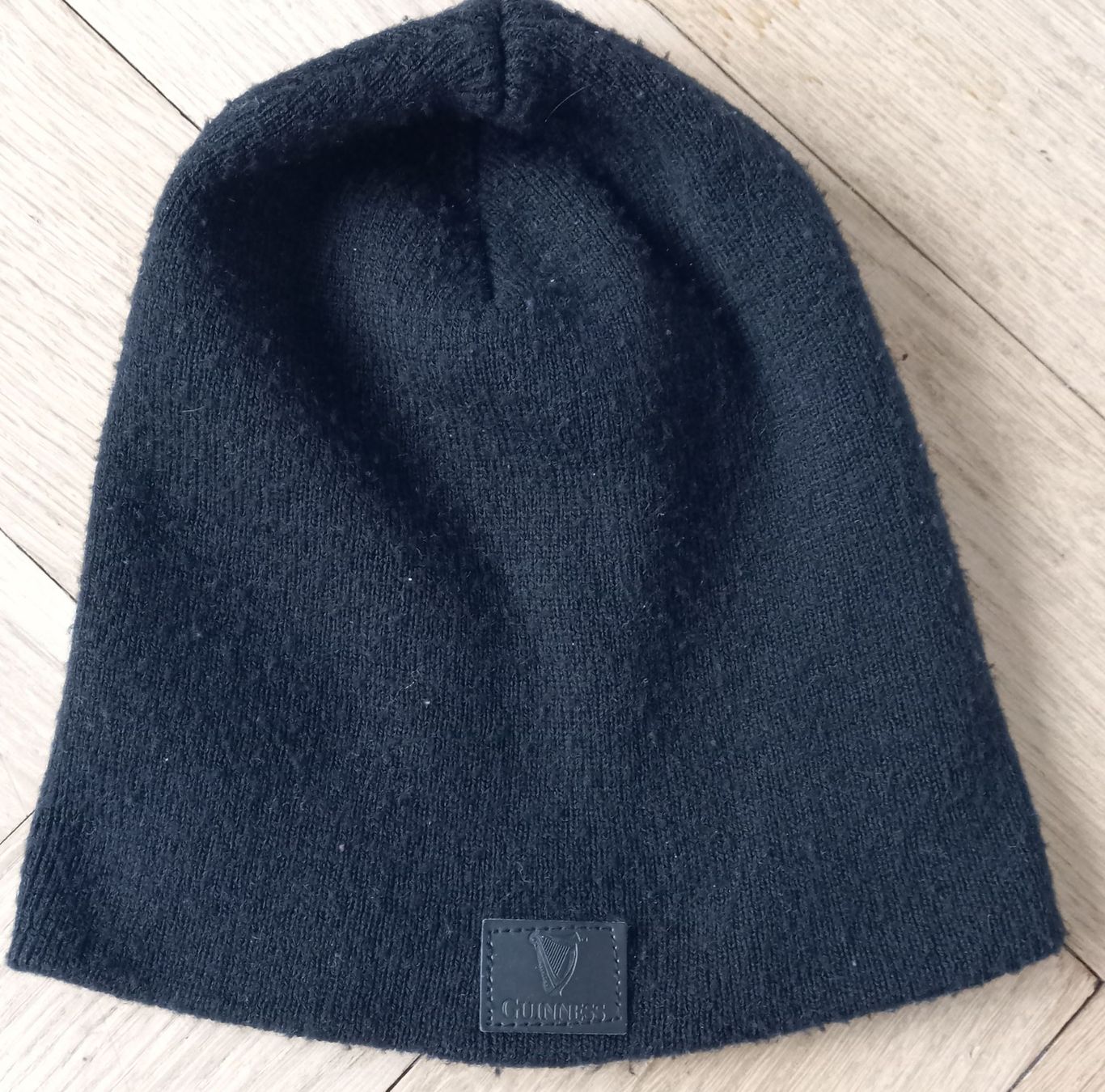 Hüte, Mützen & Caps: Bonnet noir Guinness – Gebraucht aus Bern von luc_srd7