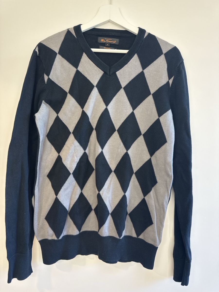 Pulls & Sweat-shirts: Pullover, Gr.S, guter Zustand – D'occasion à St. Gallen par Venus1010