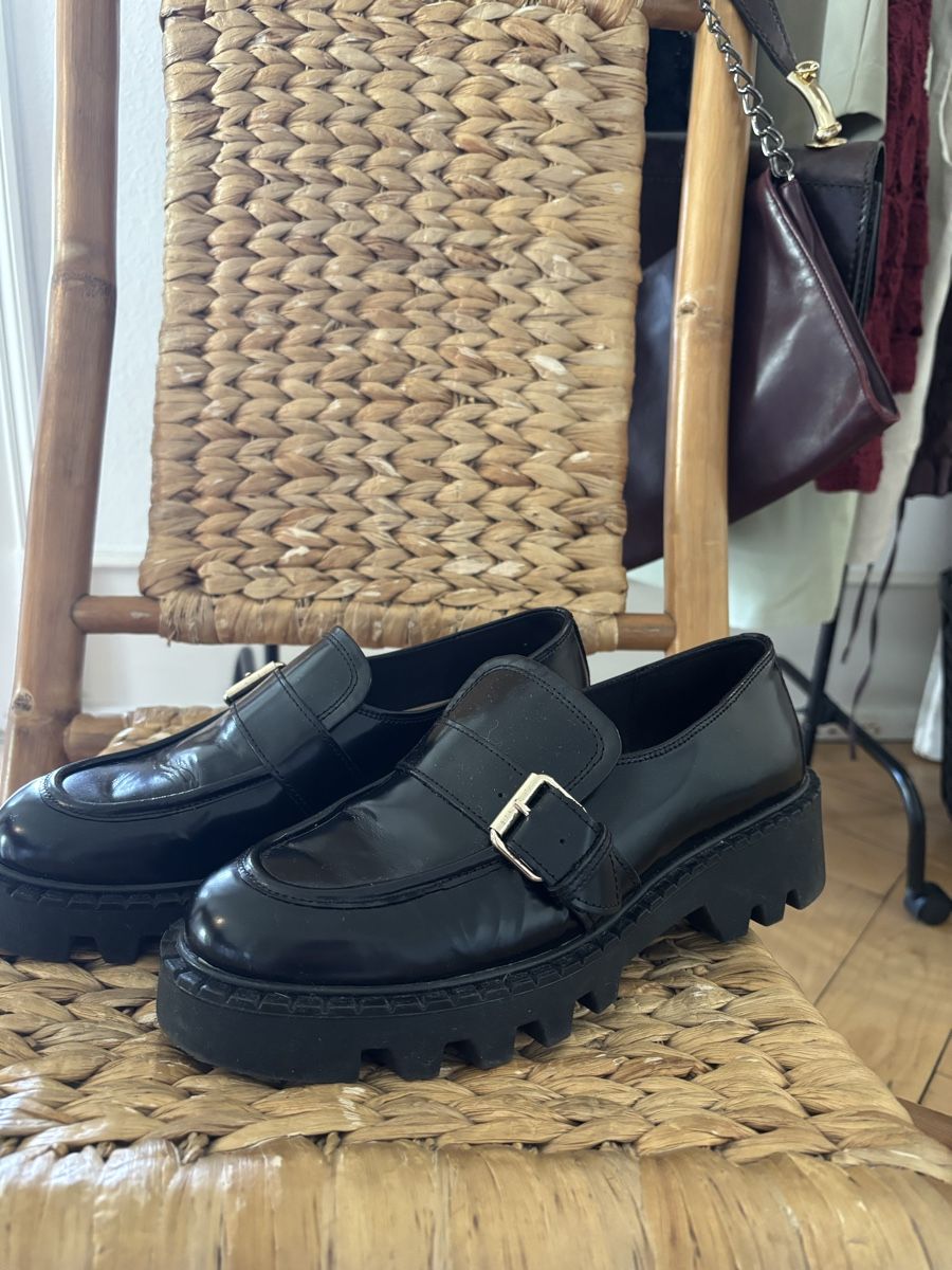 H&M Scarpe da donna: Chunky Loafers H&M (40) – Nuovo (secondo la descrizione) da Bern venduto da Charlot19