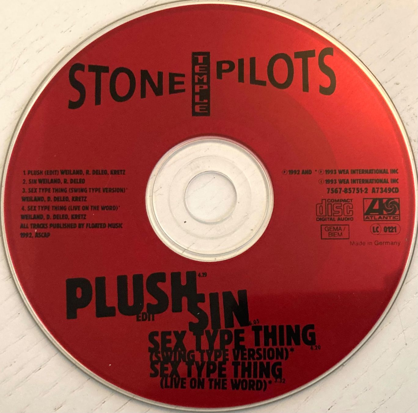 CD: STONE TEMPLE PILOTS - PLUSH – Usato da Poliez-Pittet venduto da Newtown-Records 1