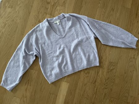 H&M Lilac Cropped Sweater Gr. XS