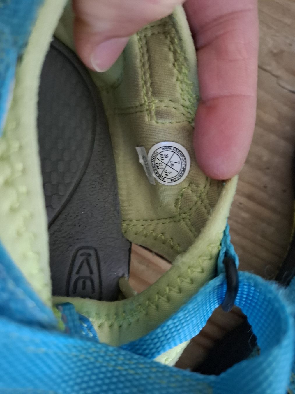 Keen Scarpe da uomo: Keen Sandalen Grösse 39 – Usato da Kirchenthurnen venduto da lilie07 2