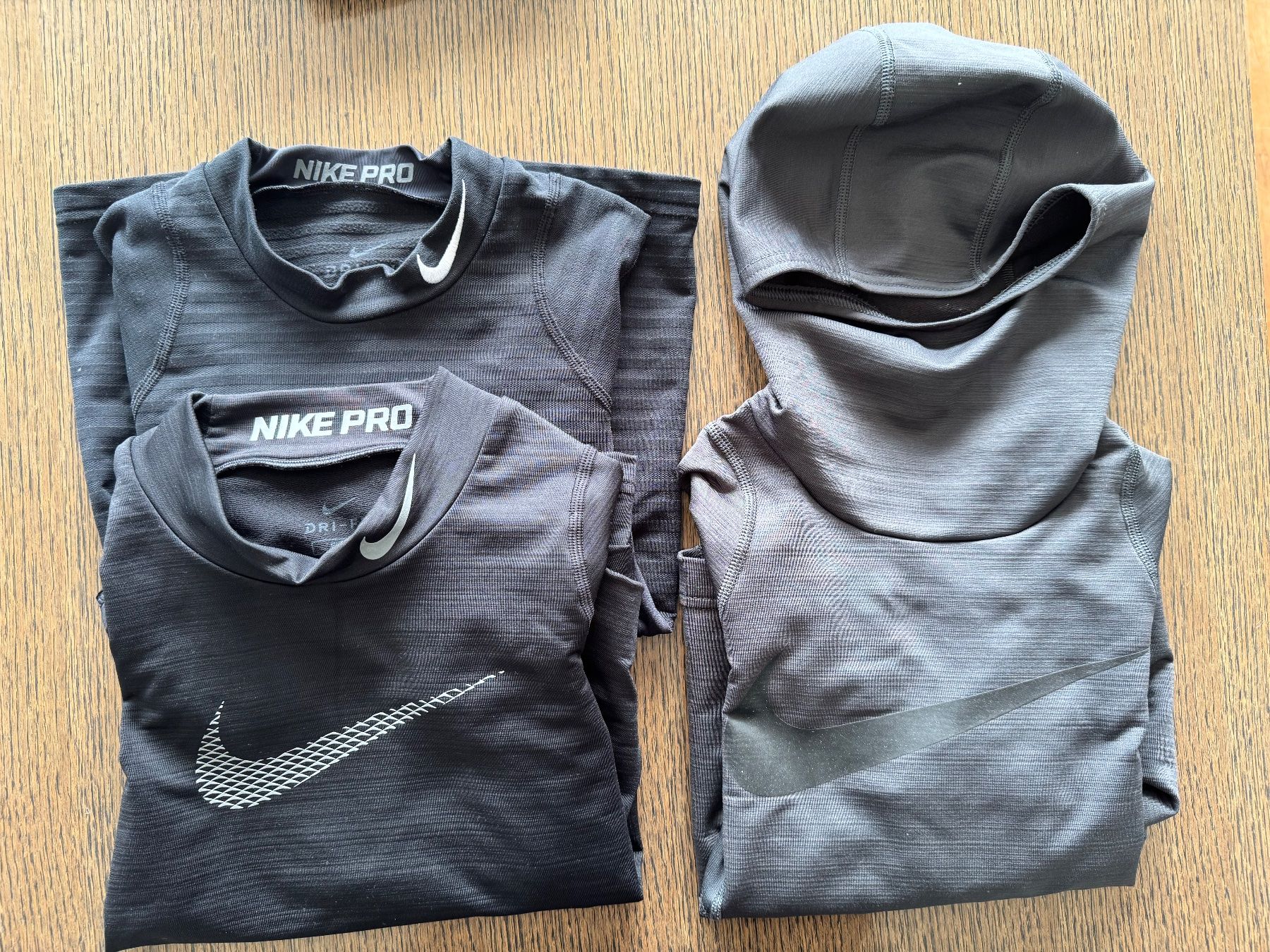 Lotti di vestiti: NIKE Pro Langarm 3-Set 122-137 – Usato da Eschlikon TG venduto da FilipSlomka