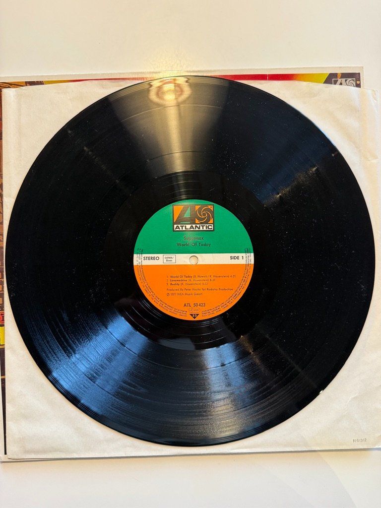 Dischi in vinile: Supermax – World Of Today – Usato da Unterägeri venduto da hero87333 2