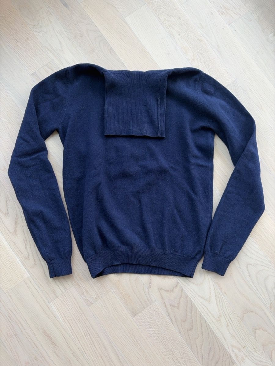 Maglioni & Felpe: Kaschmir-Pullover, marineblau, Grösse XS – Usato da Au ZH venduto da eac_gm25