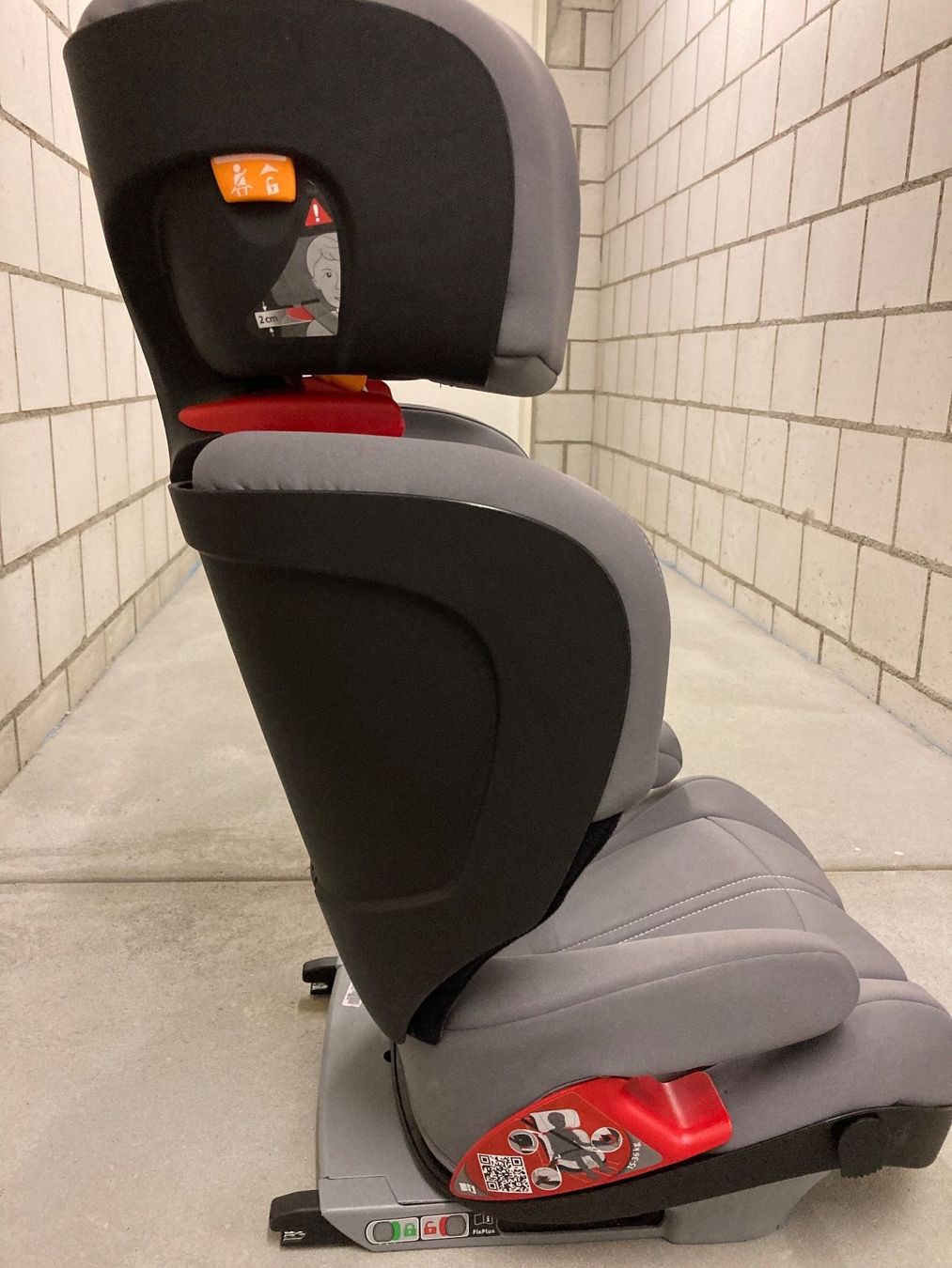 Chicco Seggiolini per auto: Chicco Kinderautositz wie neu! – Usato da Liestal venduto da pr03 1