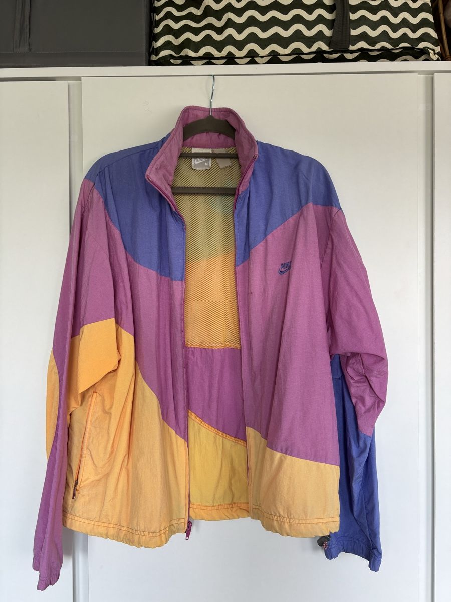 Nike Jacken: Nike Windbreaker Jacket – Gebraucht aus Biel/Bienne von maj_n 1