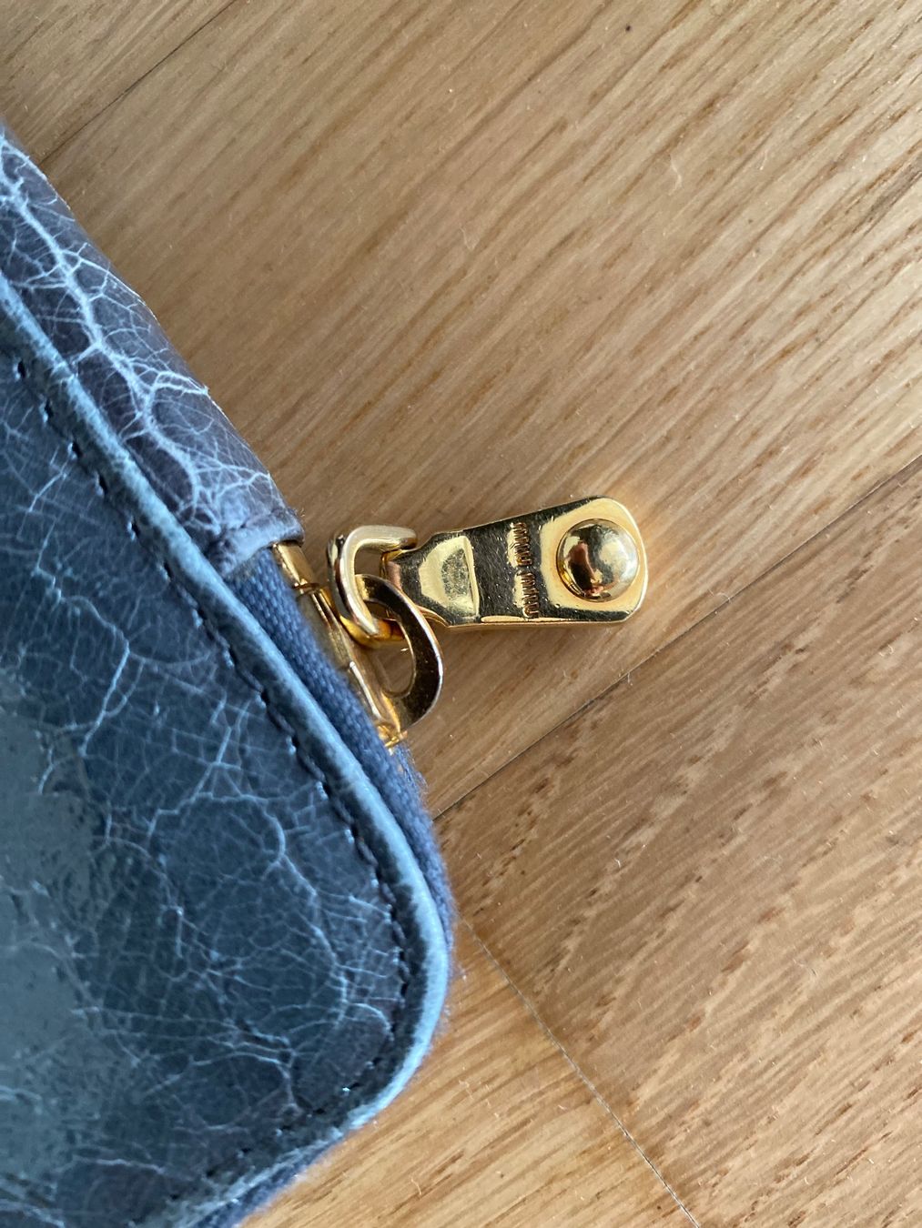 Miu Miu Borse da donna: FROM PRADA MIU MIU CASE – Usato da Walchwil venduto da Finibaci 3