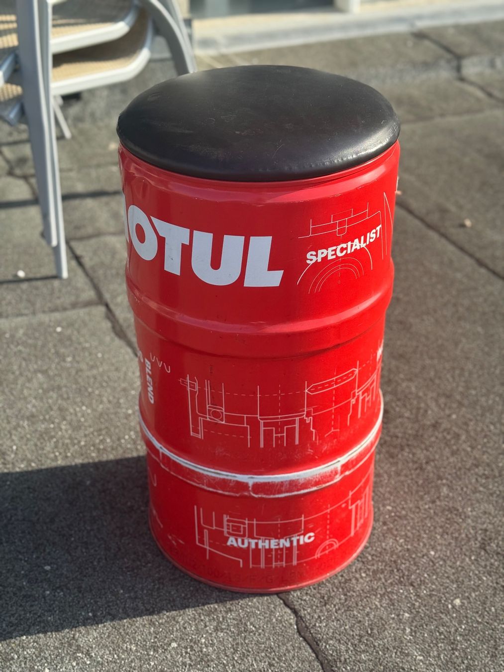 Sgabelli: MOTUL Ölfass Hocker – Usato da Klingnau venduto da Umweltklinik 1