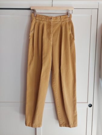Originale 80er Karottenhose, senfgelb, Gr. 36 100% Baumwolle