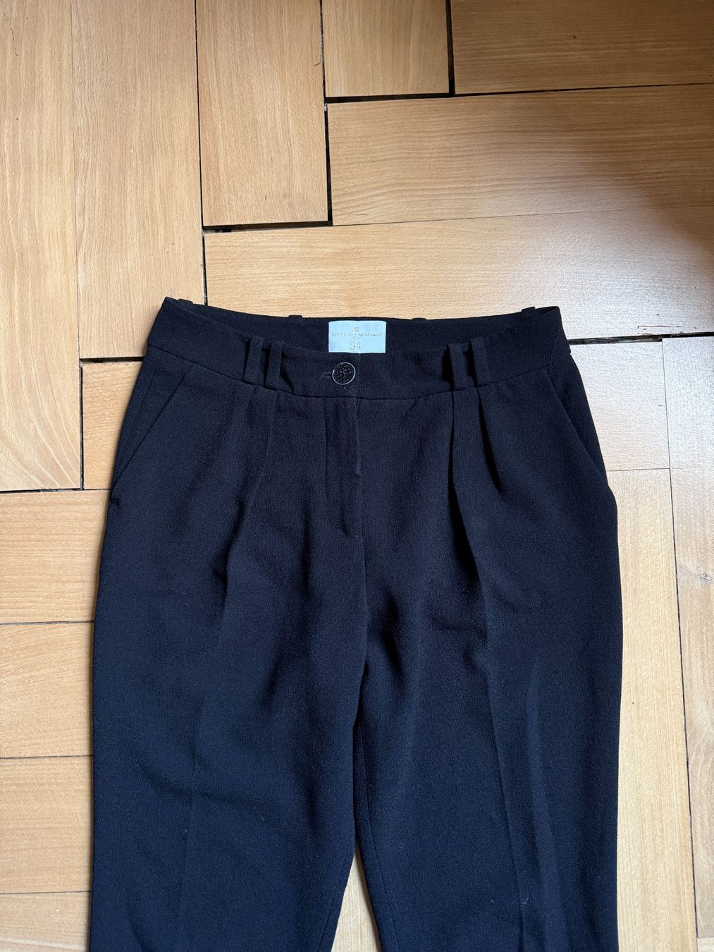 Pantaloni: CUISSE DE GRENOUILLE - Hose schwarz 34 – Usato da Zürich venduto da Diazaio 1