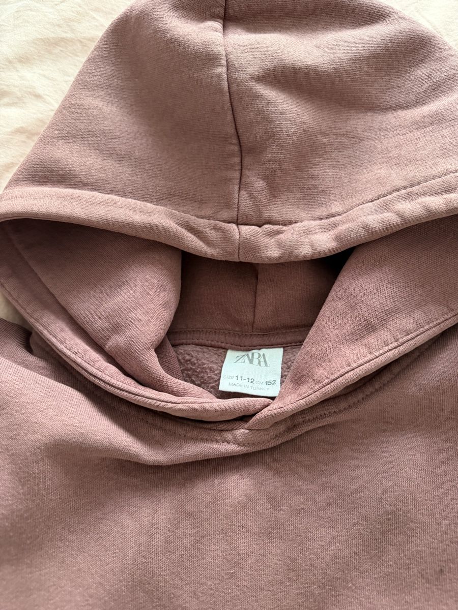 Zara Pulls et sweat-shirts: Zara, Snipes, Puma – D'occasion à Gattikon par Mariani3 7
