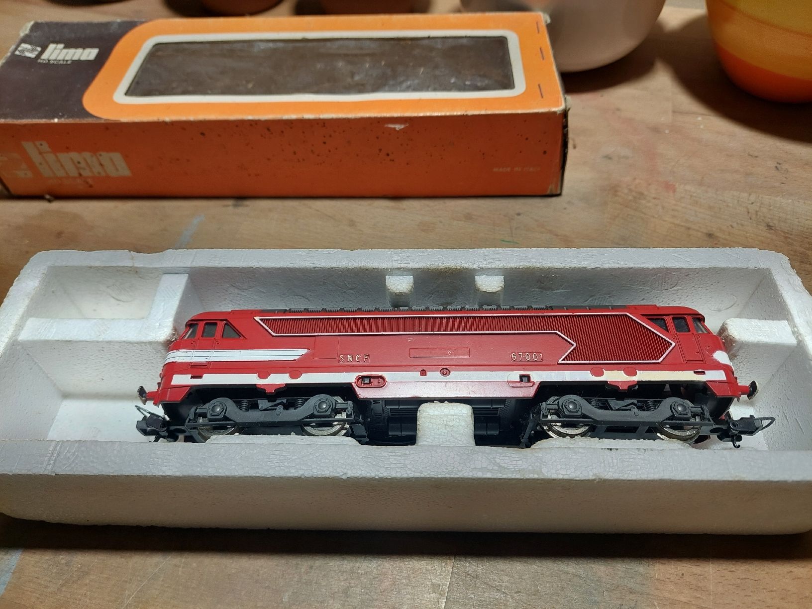 Lima Modelleisenbahnen: Spur H0 Lima Diesellok SNCF – Gebraucht aus Flaach von maniv6 3