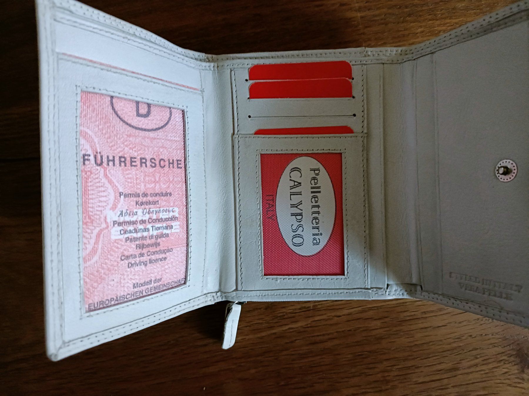 Portamonete: Echtleder Portemonnaie – Nuovo (secondo la descrizione) da Emmenbrücke venduto da Levira8 1