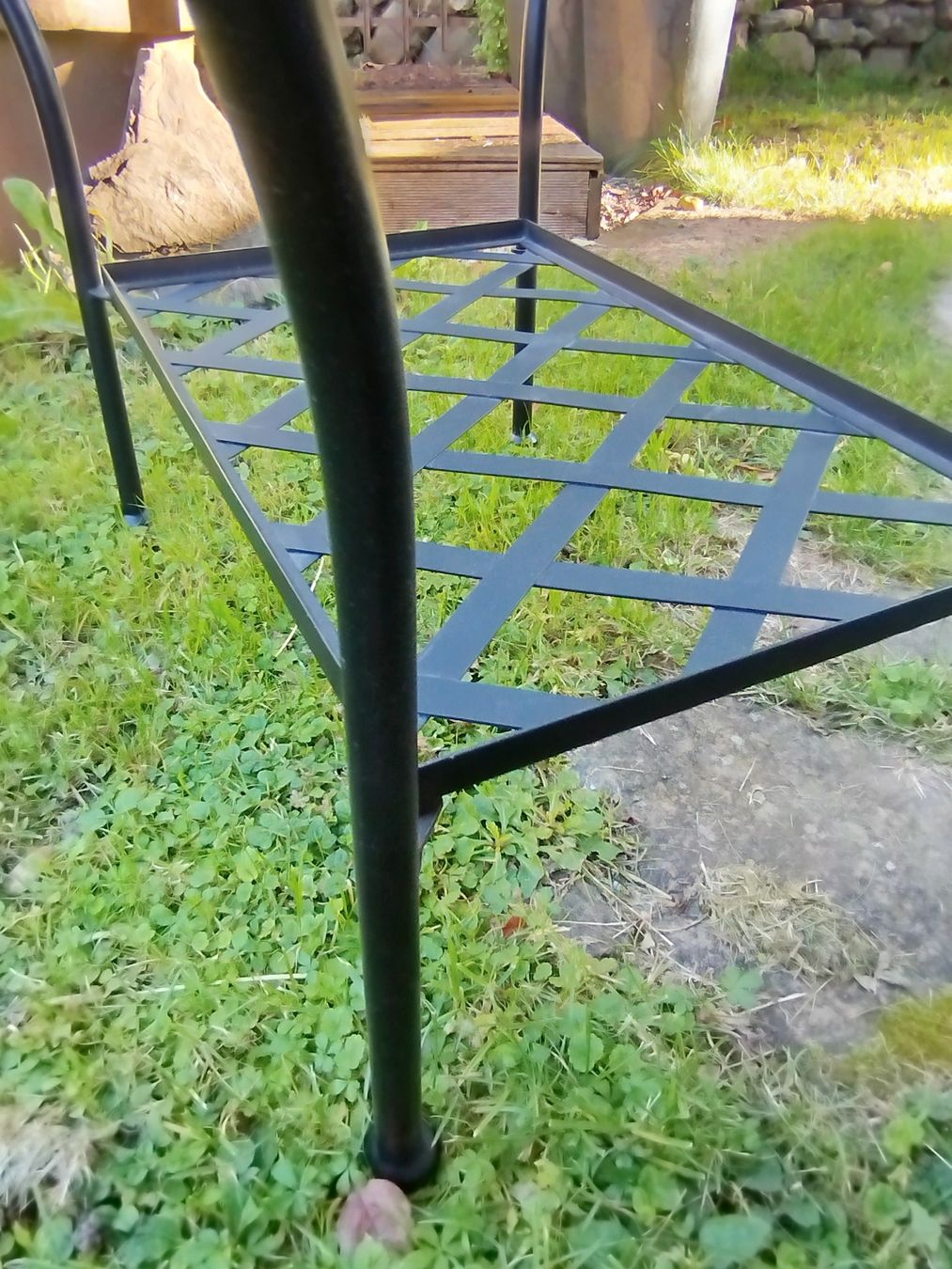 Tavoli: Glas-Metall-Couchtisch – Usato da Brienzwiler venduto da vild_kapri_fol 1