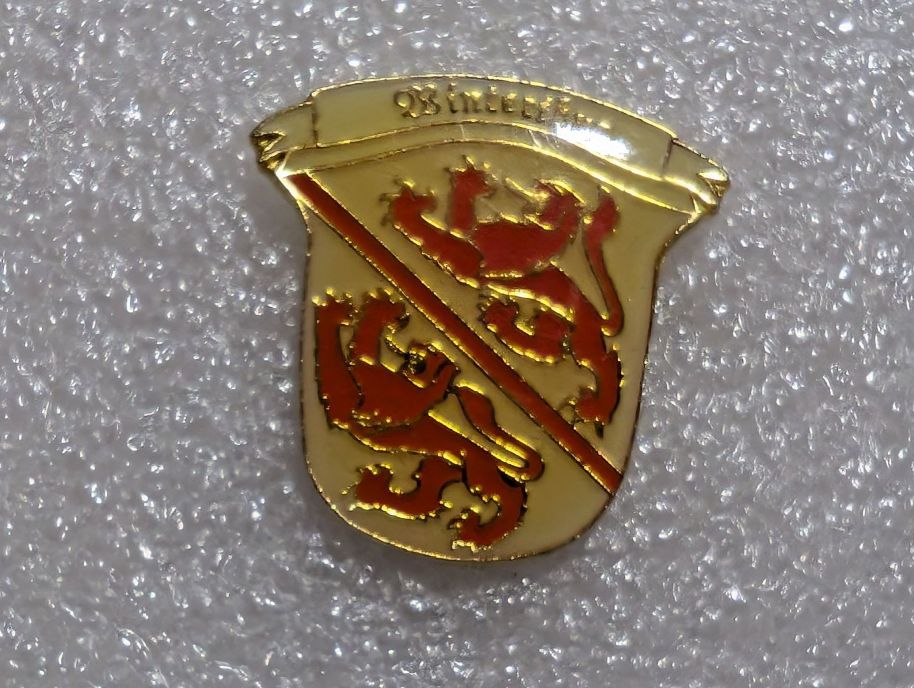 Plaketten & Abzeichen: Ansteckpin 253: Wappen Winterthur – Gebraucht aus Oppligen von Pin-Fall-Shop