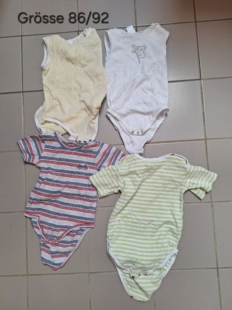 Kurzarm Bodys 86/92