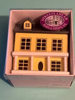 Puppenhaus fürs Puppenhaus aus Holz Streets Ahead England