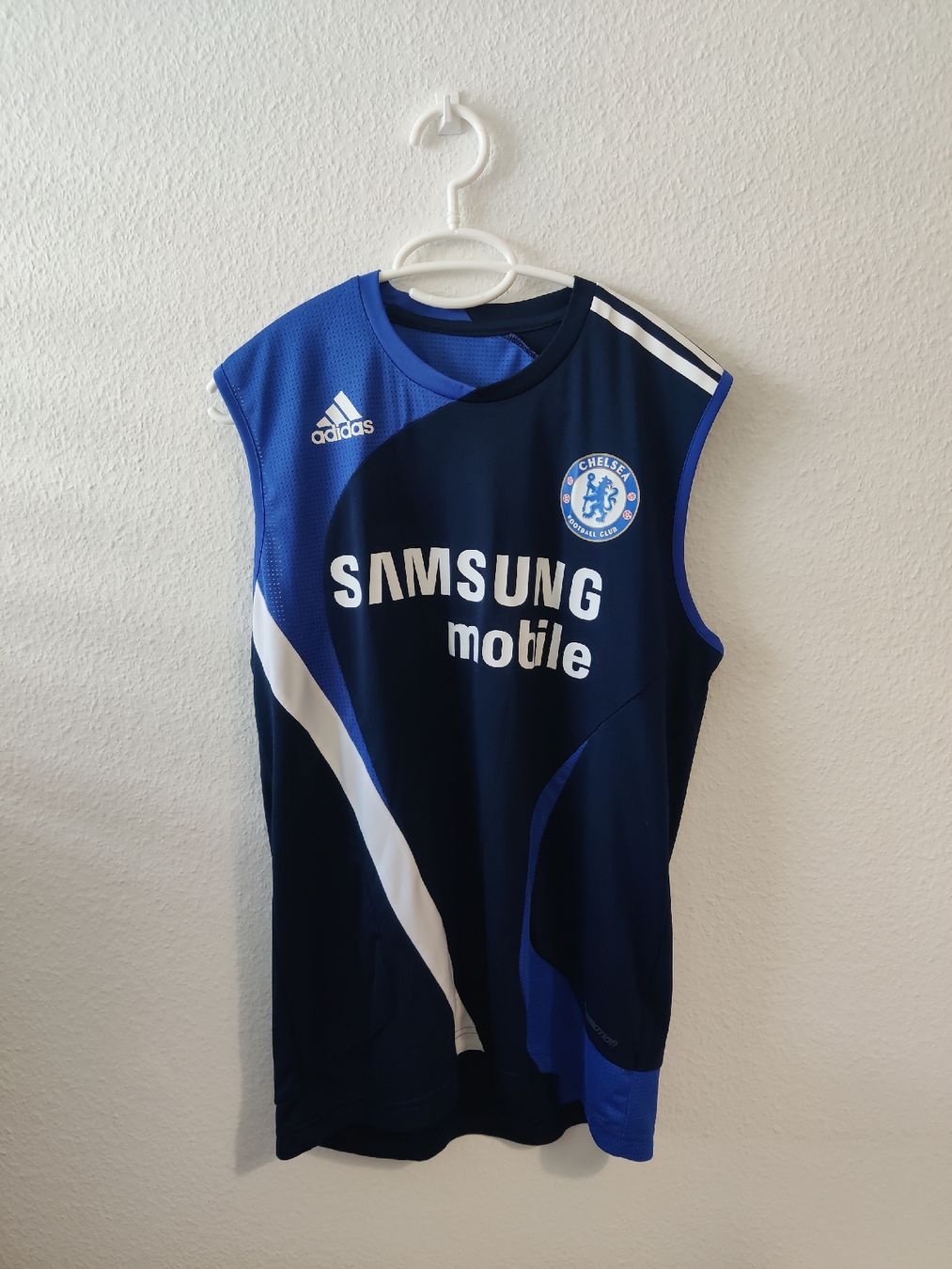 Adidas Canottiere & Pantaloni: Chelsea 2007/08 Trainingstrikot (L) – Usato da Basel venduto da Ringolero