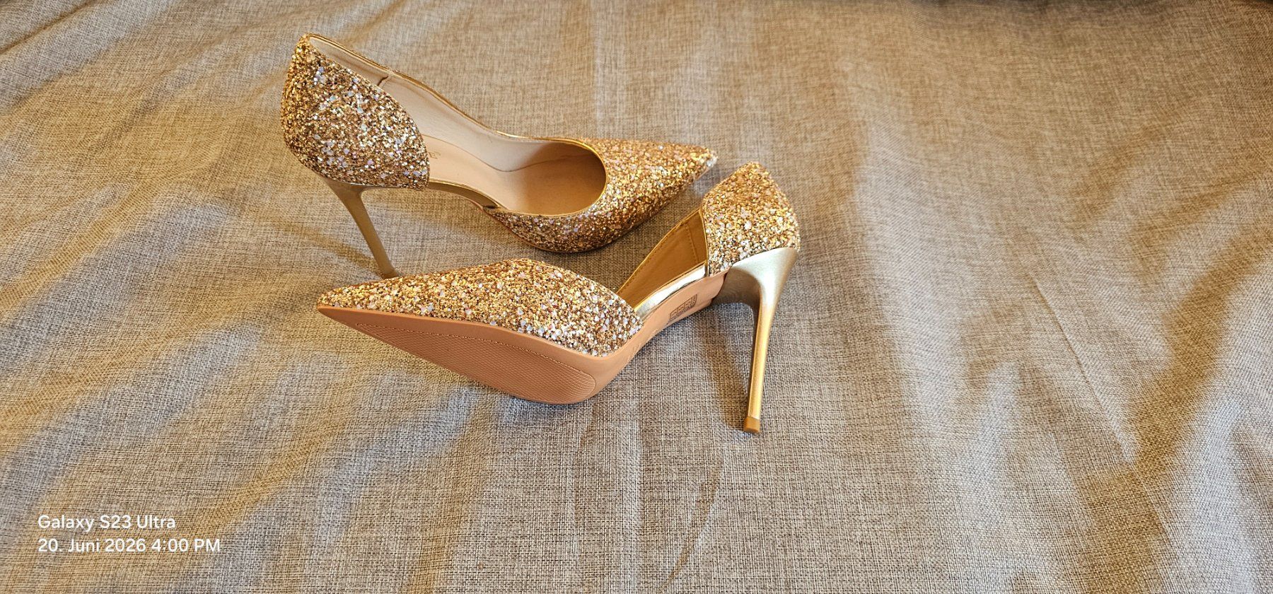 Scarpe da donna: High Heels Glitzer Design Gold (41) – Usato da Unterseen venduto da Anna57 4