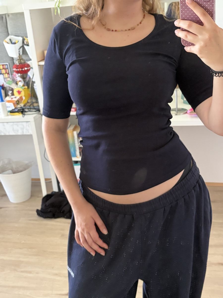 T-shirts: basic T-shirt – D'occasion à Rütihof par liv_k2bp 1