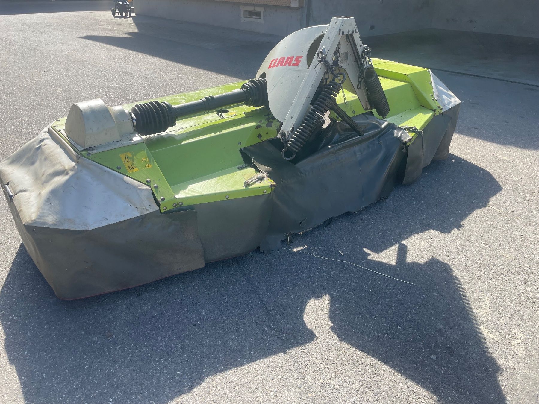 Claas Toutes les machines: Frontmähwerk – D'occasion à Merenschwand par Leuthard0 3