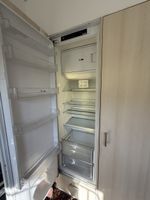 Einbau Kühlschrank V Zug  177x 55 cm