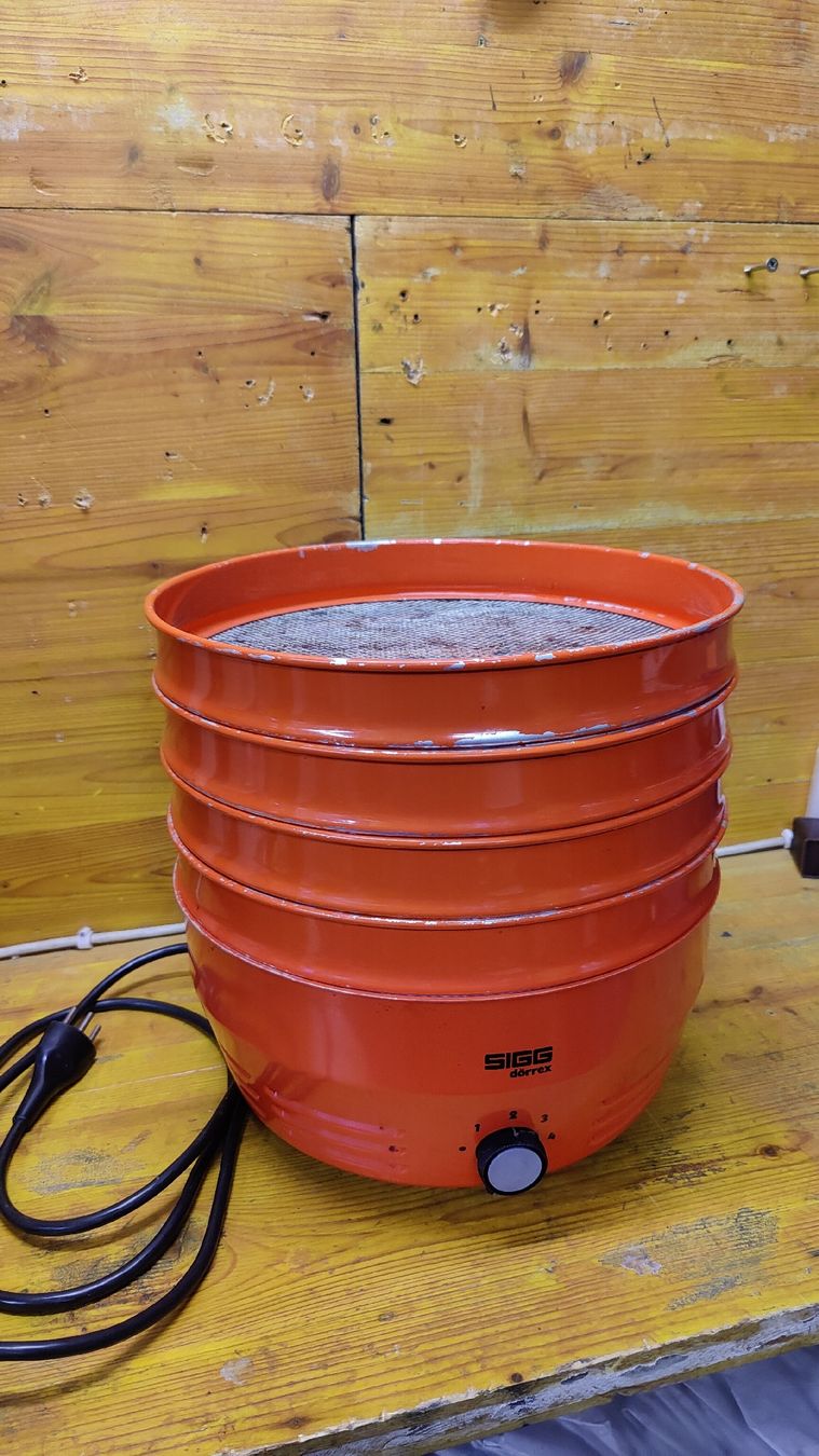 Sigg Elettrodomestici da cucina: Sigg Dörrex mit 4 Gitter (L10) – Usato da Aarau venduto da bro_9zsg