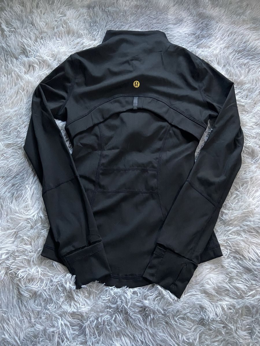 Lululemon Lots de vêtements: Schwarz Lululemon Set – Neuf (Voir description) à Embrach par NovasOutlet 4