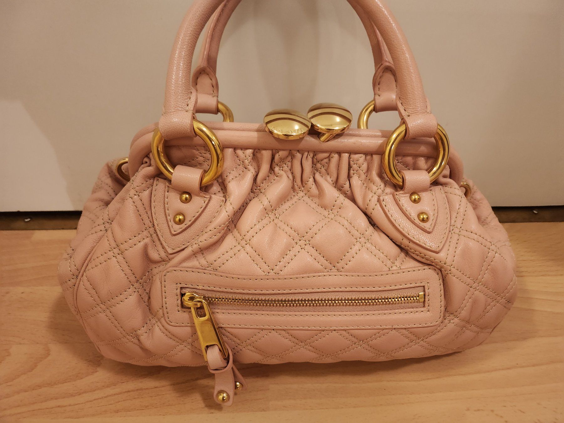 Marc Jacobs Sacs femmes: Marc Jacobs Handtasche – Neuf (Voir description) à Kefikon TG par Livline