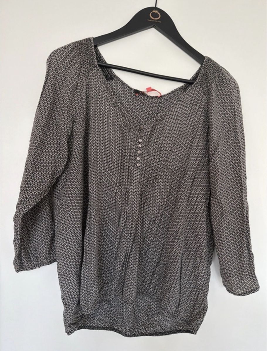 Tops: Blouse Cache Cache motif géométrique taille 5 – D'occasion à Fleurier par pao_m6nn