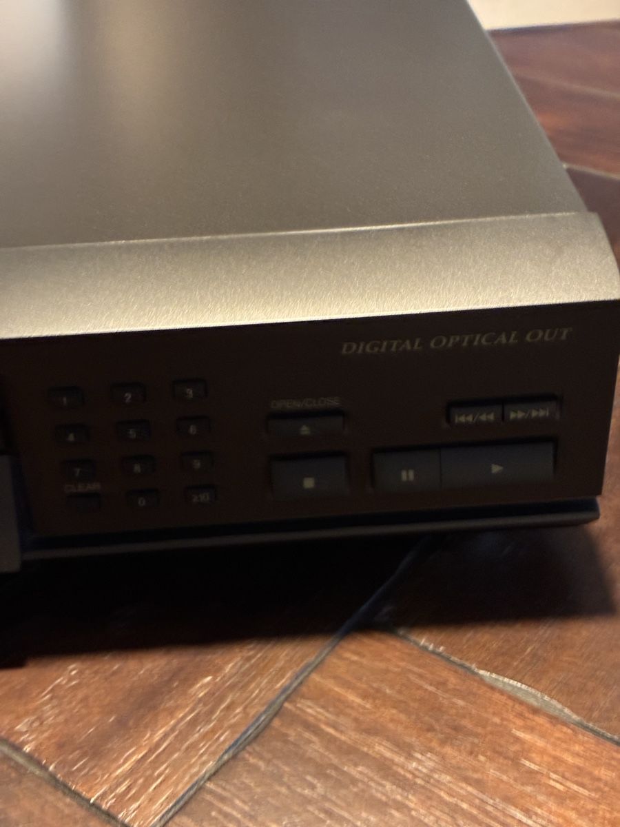 CD: Technics SL-PG3 Compact Disc Player with Optical Output – Usato da Niederhasli venduto da flo_jr68 3