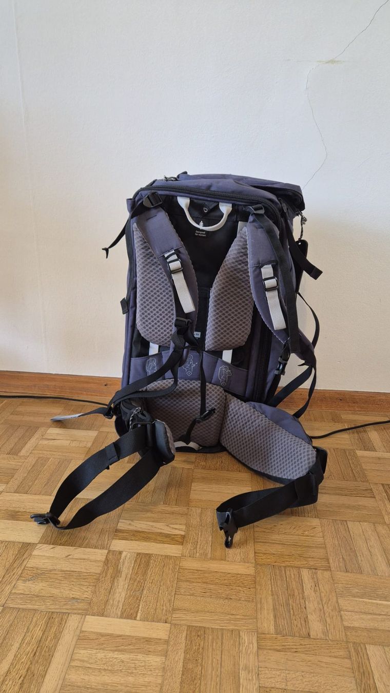 Zaini: Rucksack (Marke: Forclaz) – Usato da Zürich venduto da sar_v8j7 1