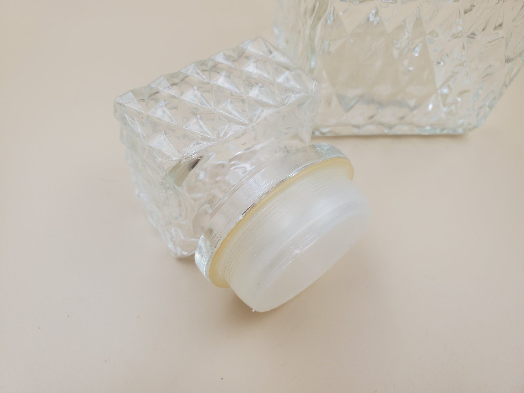 Caraffe: Carafe à whisky en verre – Usato da Rennaz venduto da La_malle_du_dauphin 4